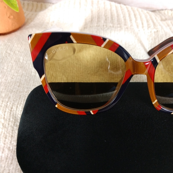 Gucci 55mm Sunglasses Oversized - Picture 3 of 16